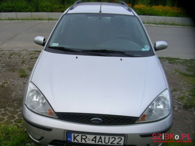 2004' Ford Focus photo #2