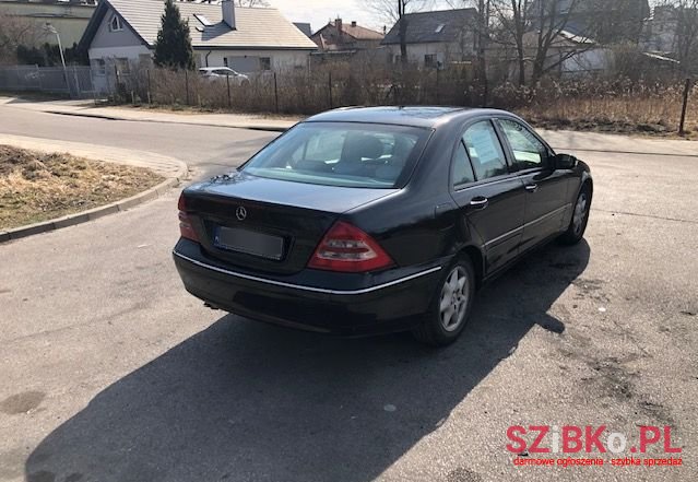 2002' Mercedes-Benz C-Class photo #5