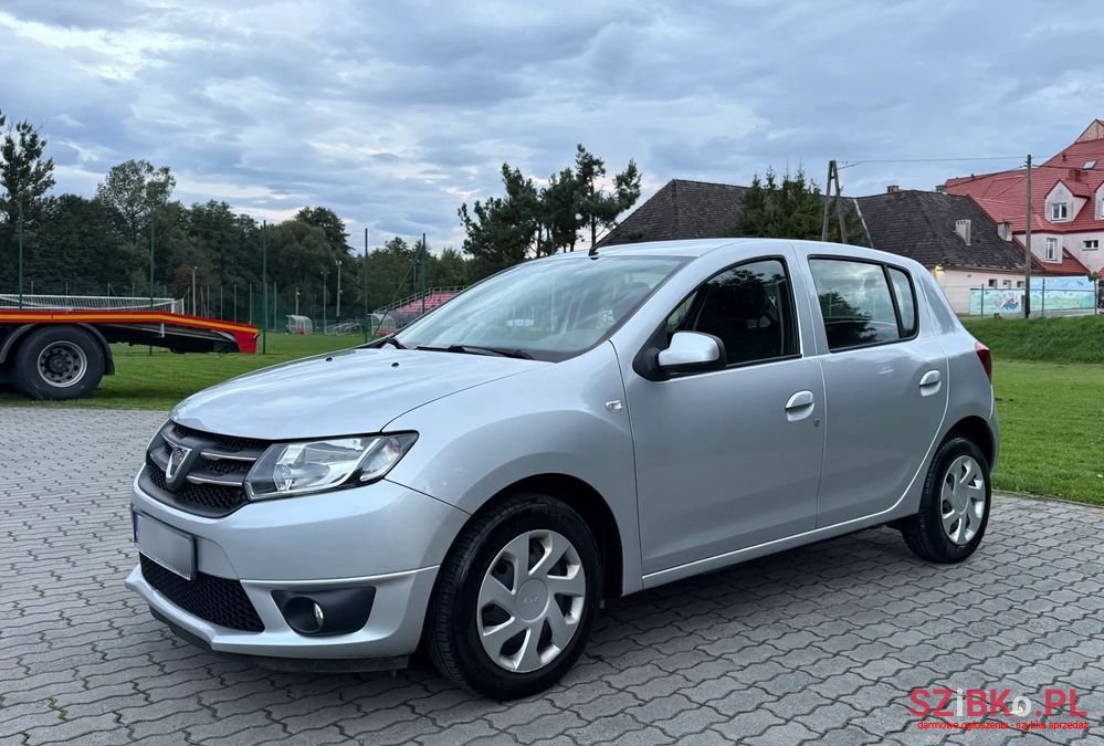 2014' Dacia Sandero 1.5 Dci Laureate photo #1
