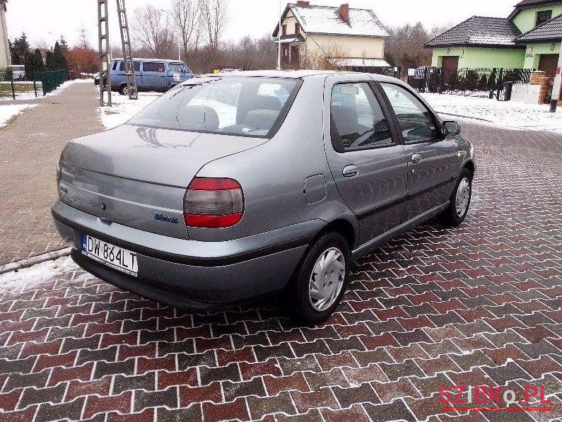 1999' Fiat Siena photo #1