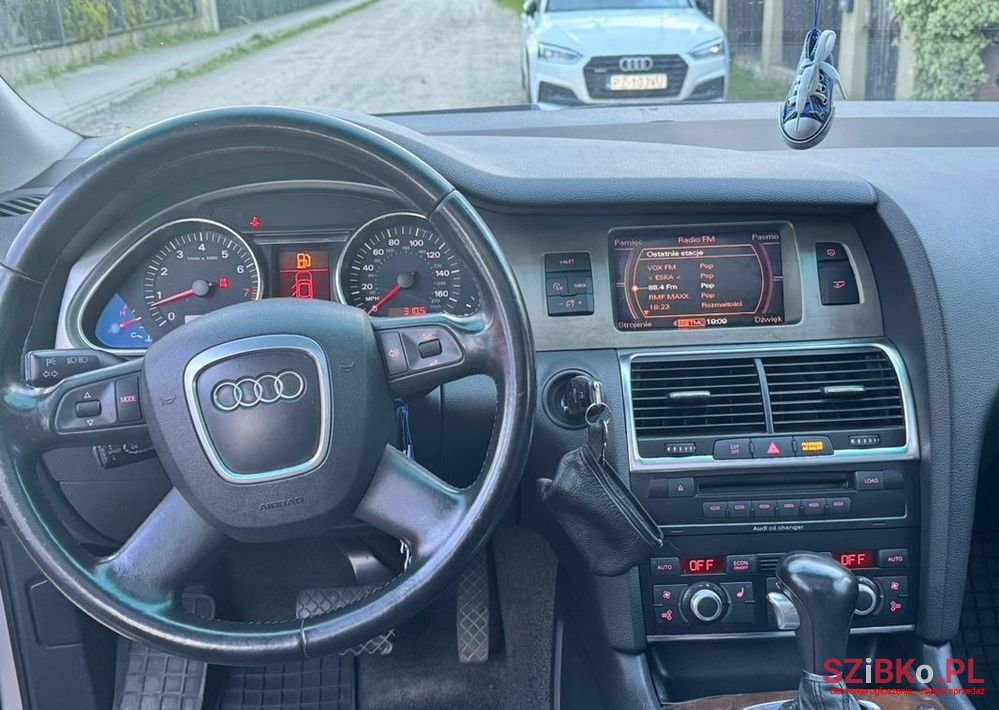 2006' Audi Q7 photo #6