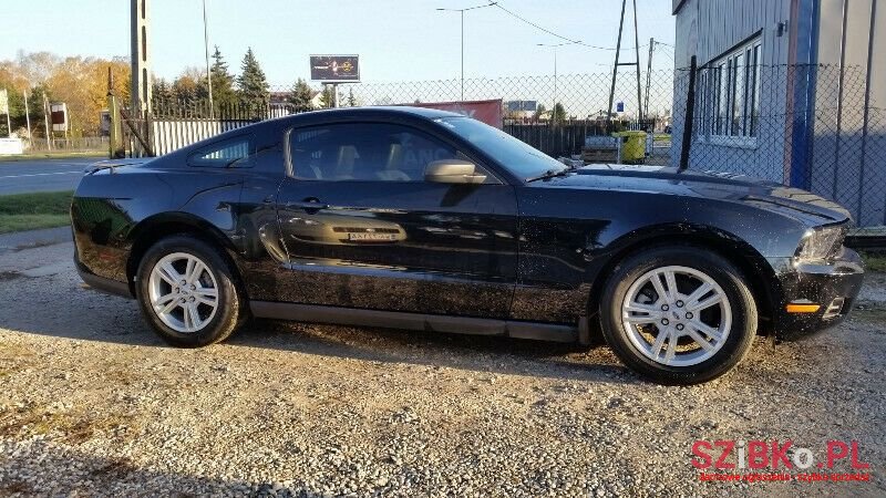 2012' Ford Mustang photo #4
