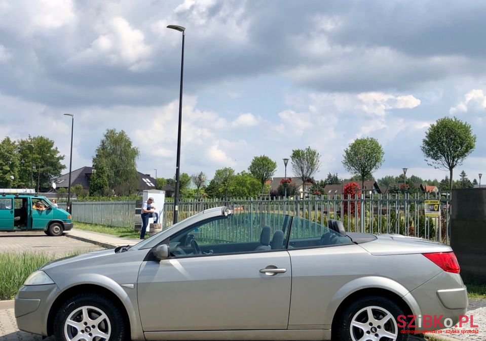 2007' Renault Megane photo #5