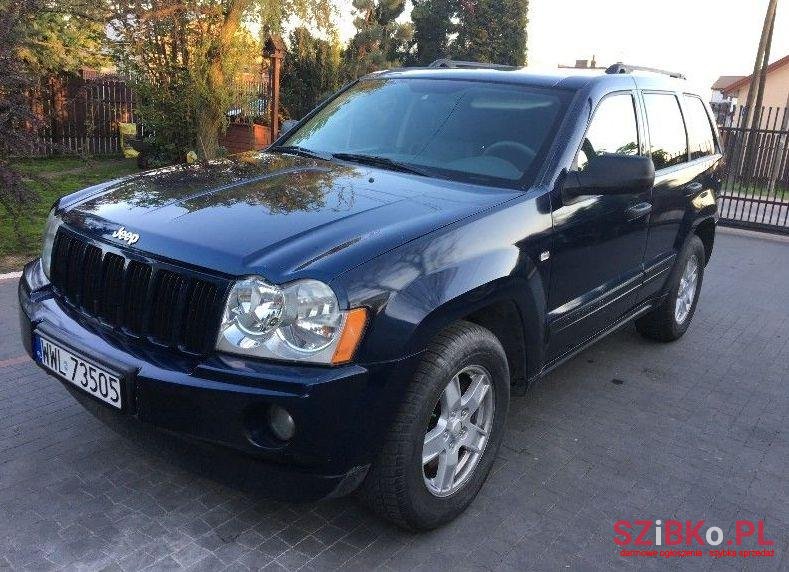 2006' Jeep Grand Cherokee photo #1