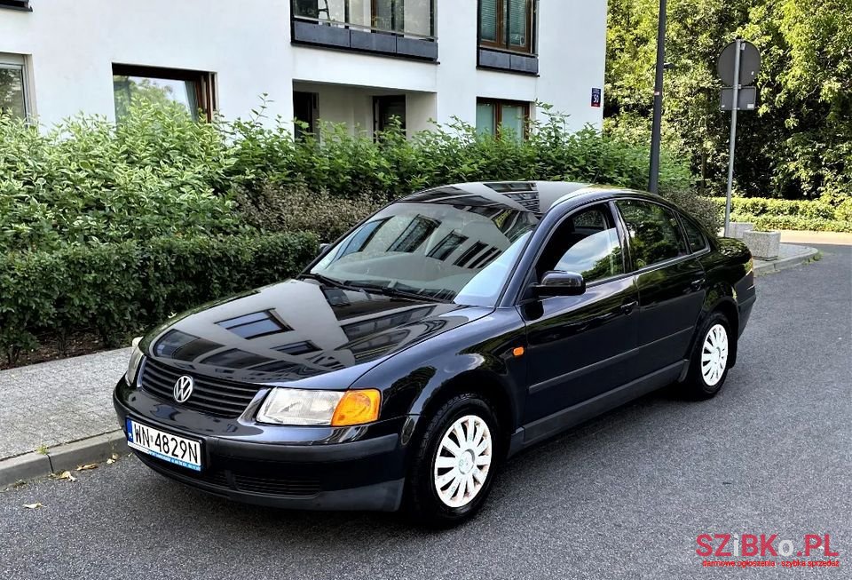 1996' Volkswagen Passat photo #1