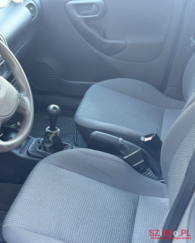 2002' Opel Corsa photo #3