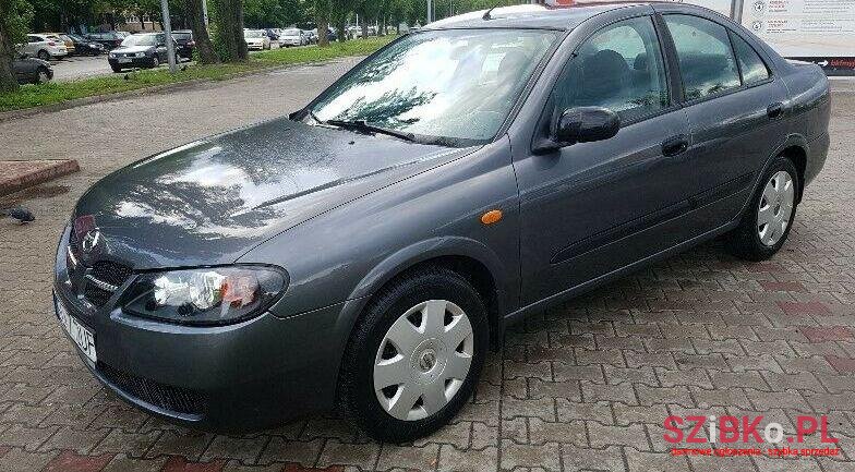 2003' Nissan Almera photo #1