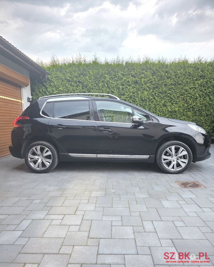 2015' Peugeot 2008 photo #4