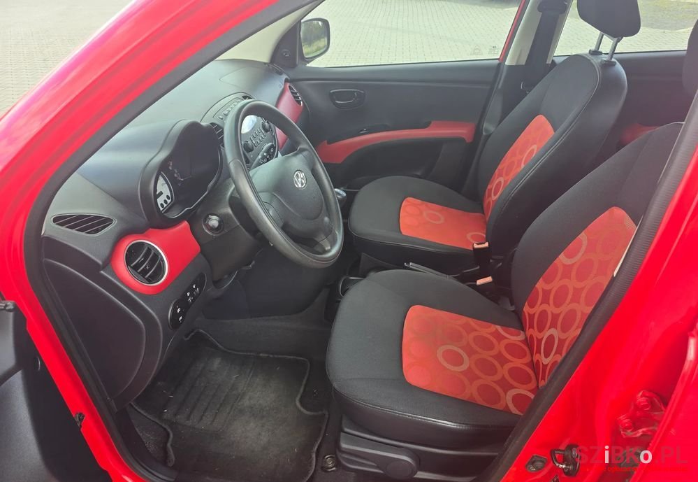 2010' Hyundai i10 photo #6