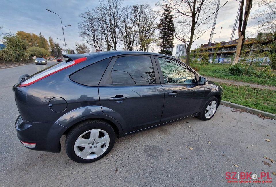 2008' Ford Focus photo #2