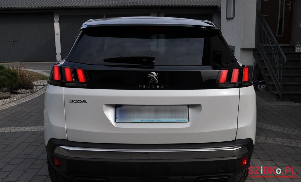 2023' Peugeot 3008 photo #5