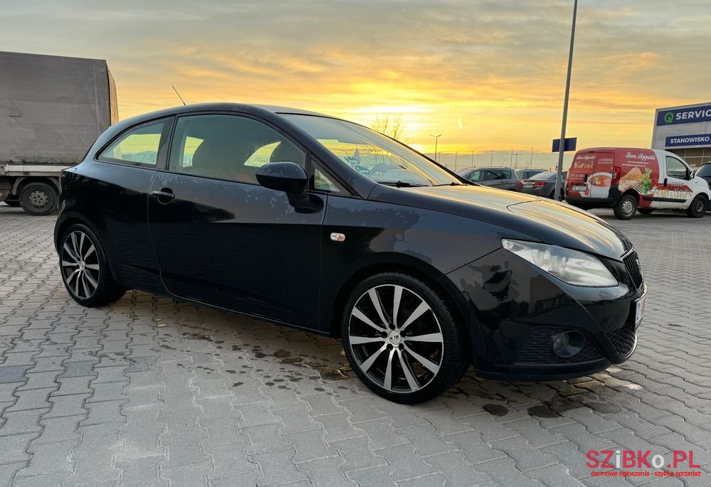 2010' SEAT Ibiza Sc 1.4 16V Sport photo #3