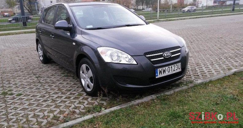 2009' Kia Ceed photo #1