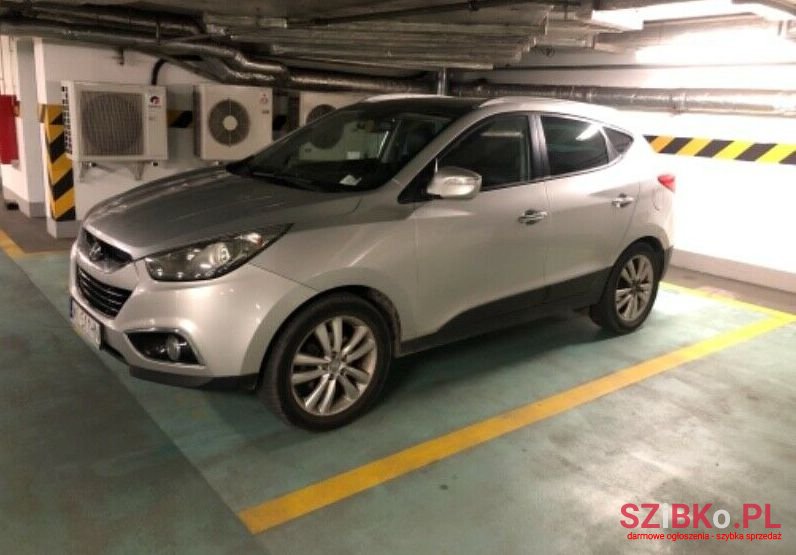 2011' Hyundai photo #1