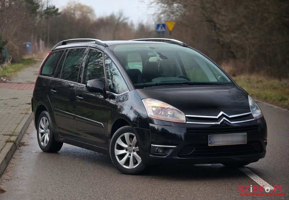 2010' Citroen C4 Grand Picasso photo #1
