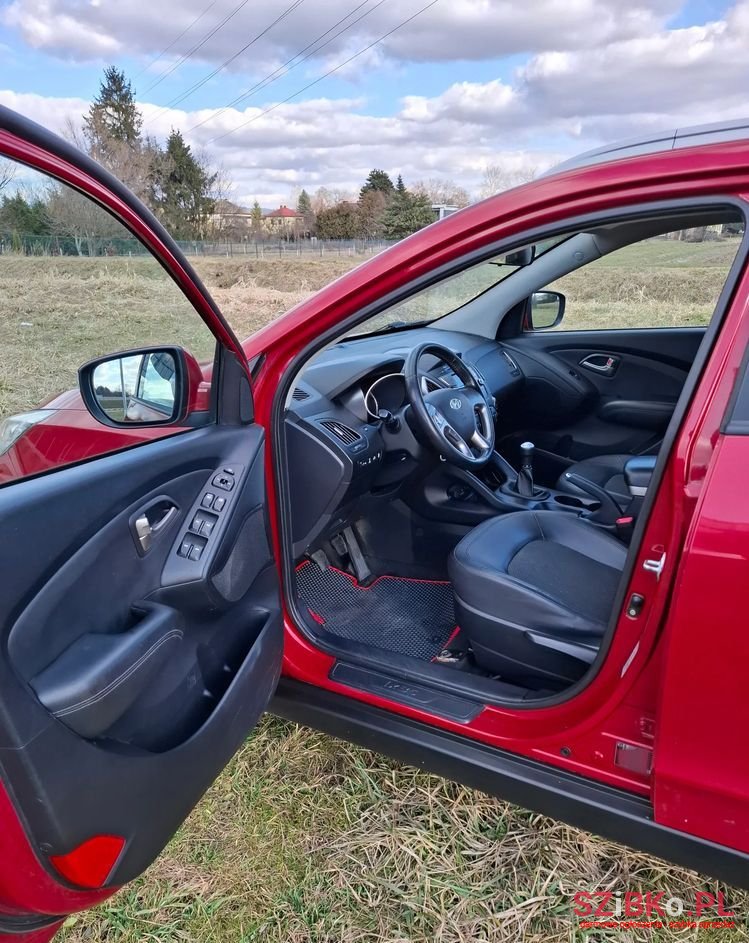 2010' Hyundai ix35 2.0 Comfort photo #5