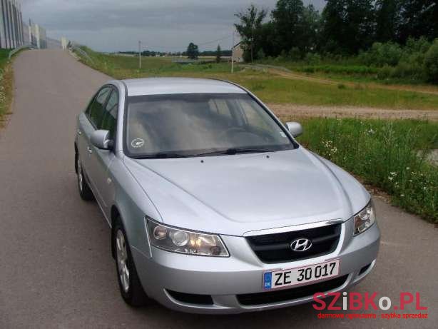 2008' Hyundai Sonata photo #1