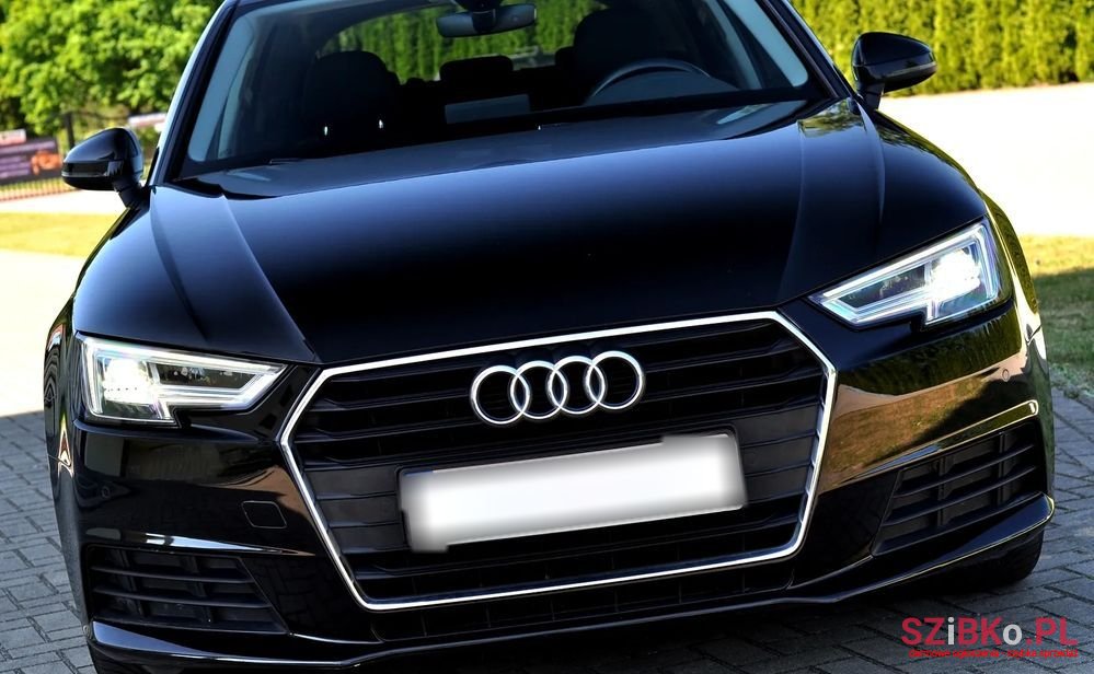 2019' Audi A4 Avant photo #5