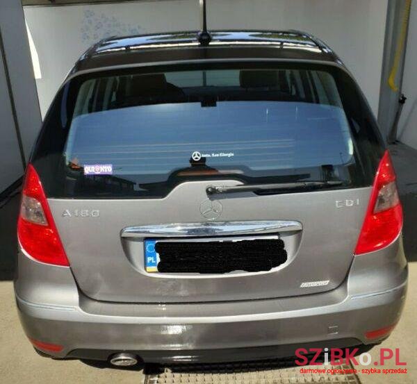 2009' Mercedes-Benz Klasa A photo #1