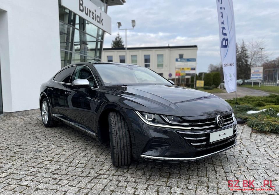 2022' Volkswagen Arteon photo #2