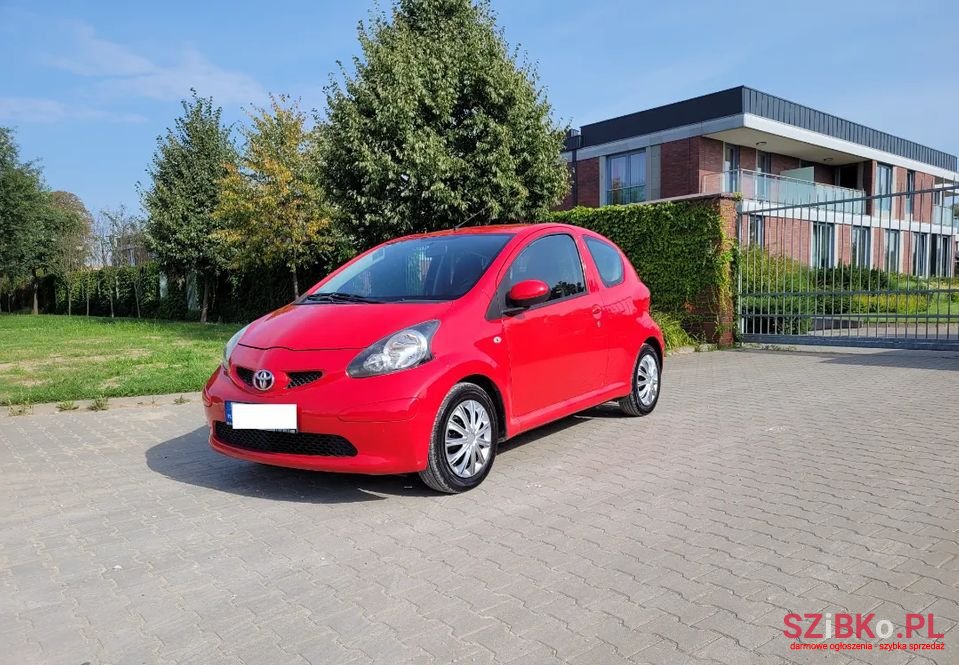 2007' Toyota Aygo photo #2