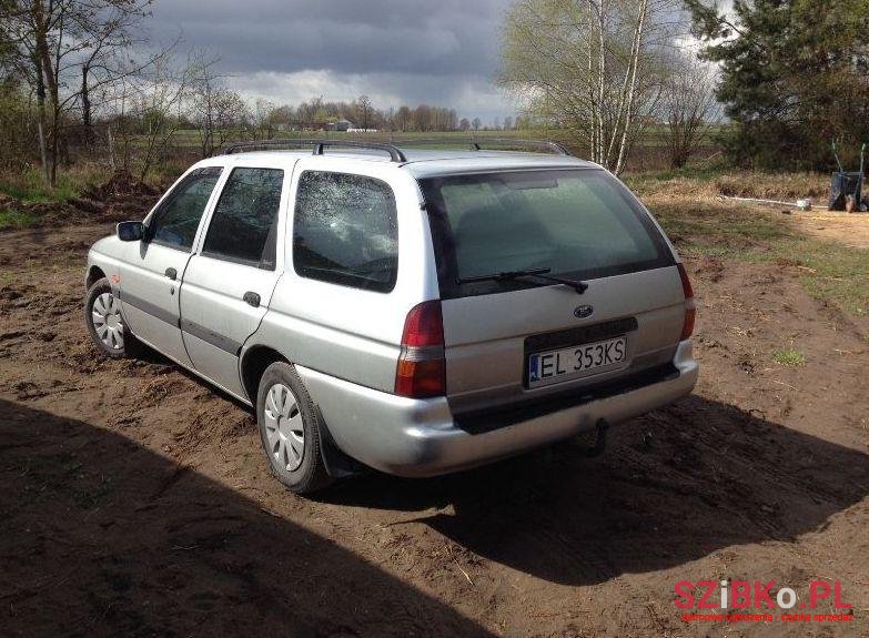 1999' Ford Mondeo photo #2