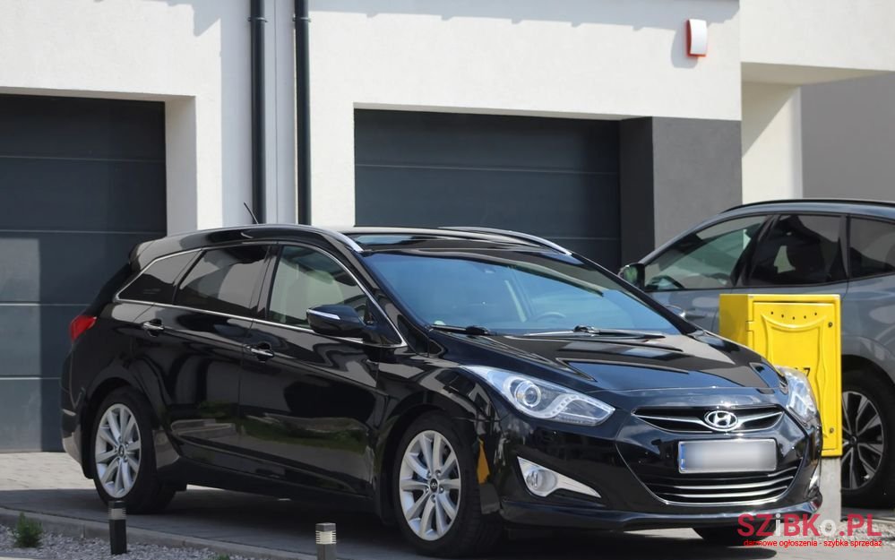 2011' Hyundai i40 photo #2