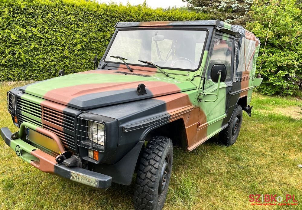 1989' Peugeot P4 photo #1