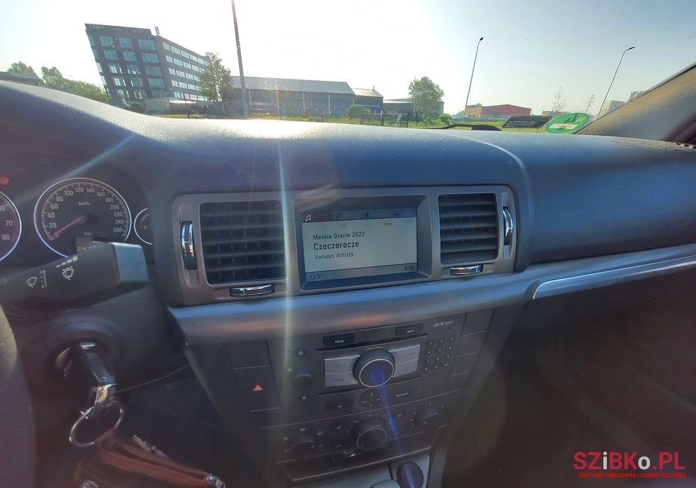 2005' Opel Vectra photo #6