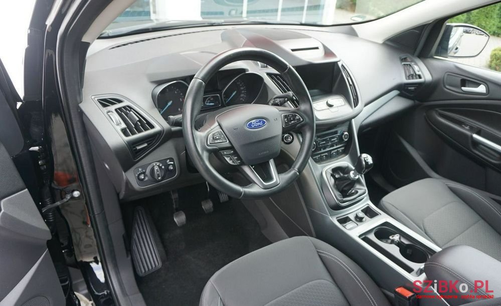 2017' Ford Kuga photo #5