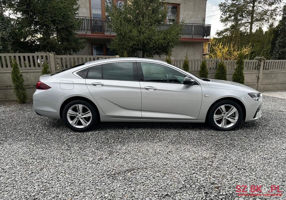 2021' Opel Insignia photo #2