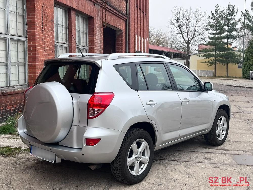 2006' Toyota RAV4 photo #6