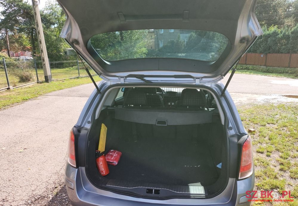 2009' Opel Astra 1.8 Caravan Edition Plus photo #5