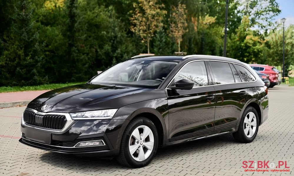 2022' Skoda Octavia 2.0 Tdi Ambition photo #6
