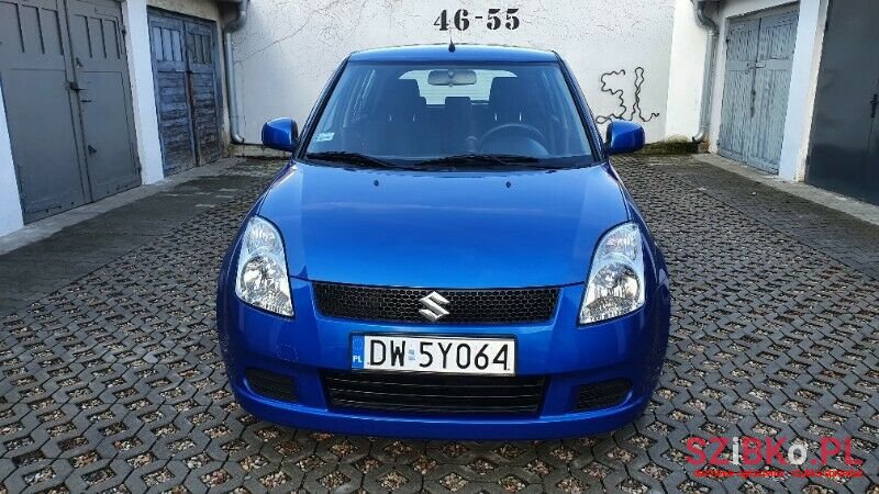 2007' Suzuki Swift photo #3