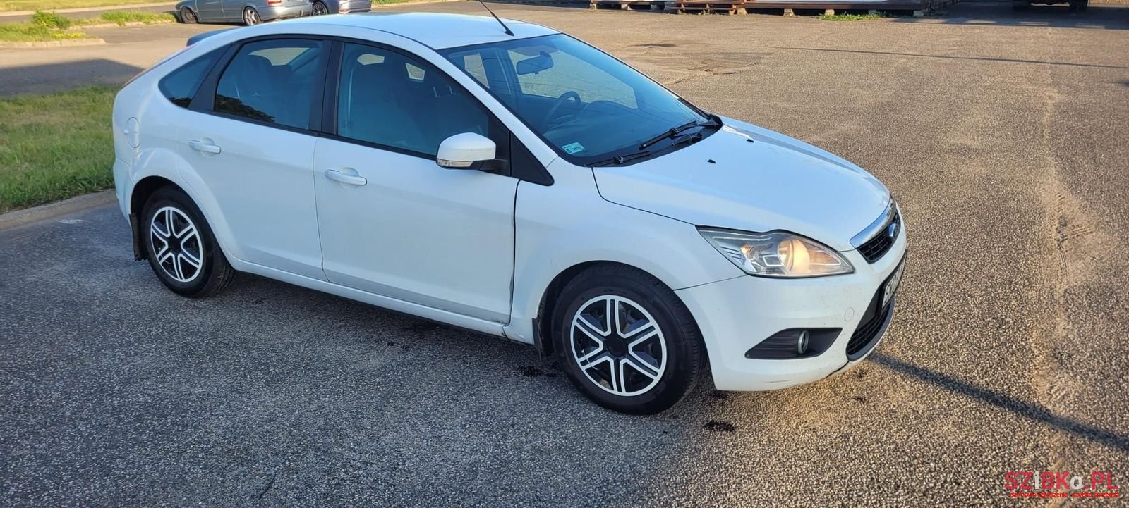 2009' Ford Focus photo #2