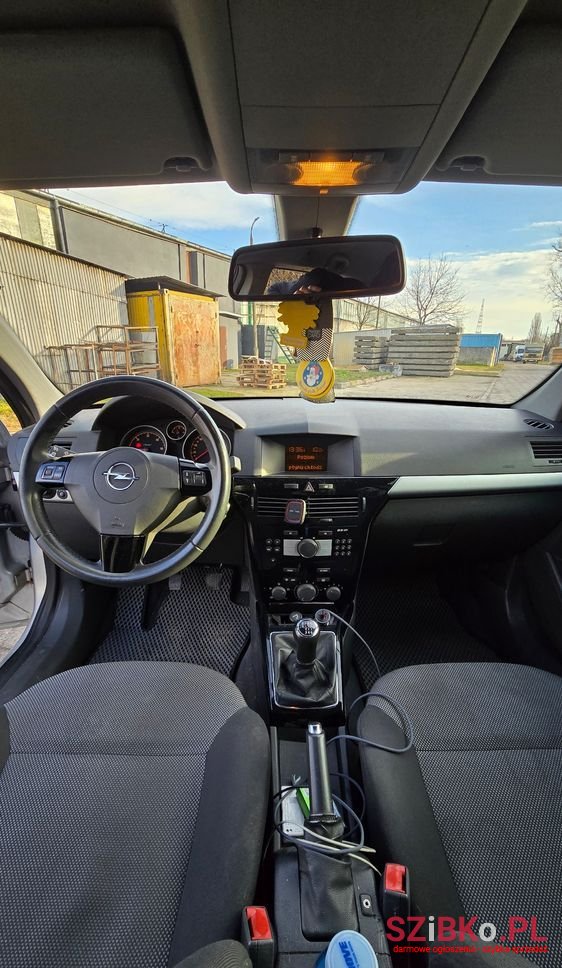 2010' Opel Astra Iii 1.7 Cdti Cosmo photo #6