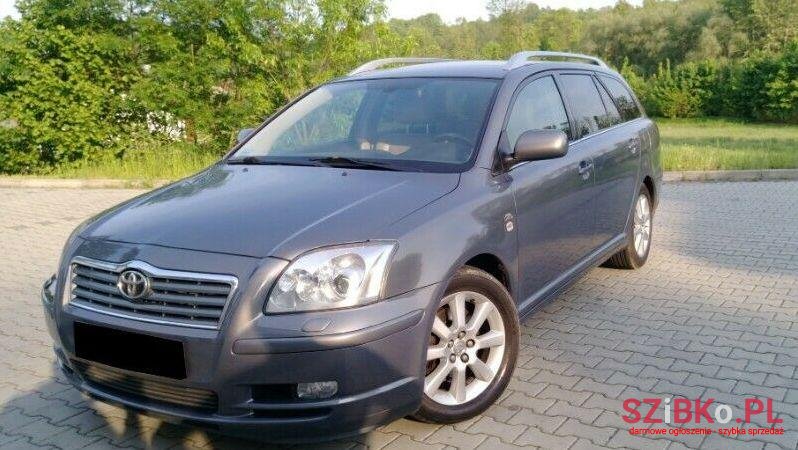 2003' Toyota Avensis photo #3