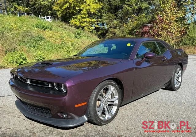 2019' Dodge Challenger photo #2