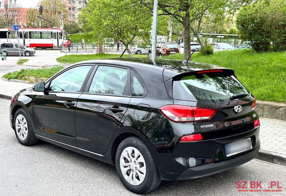 2019' Hyundai i30 1.4 Classic + photo #4