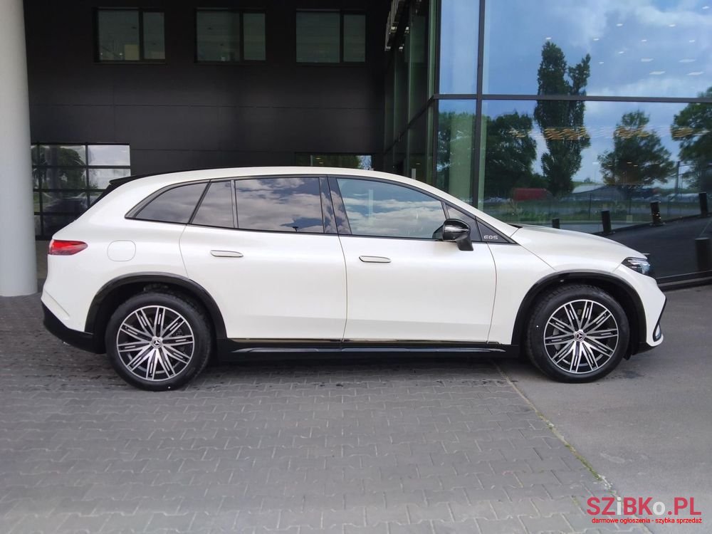 2023' Mercedes-Benz EQS photo #3