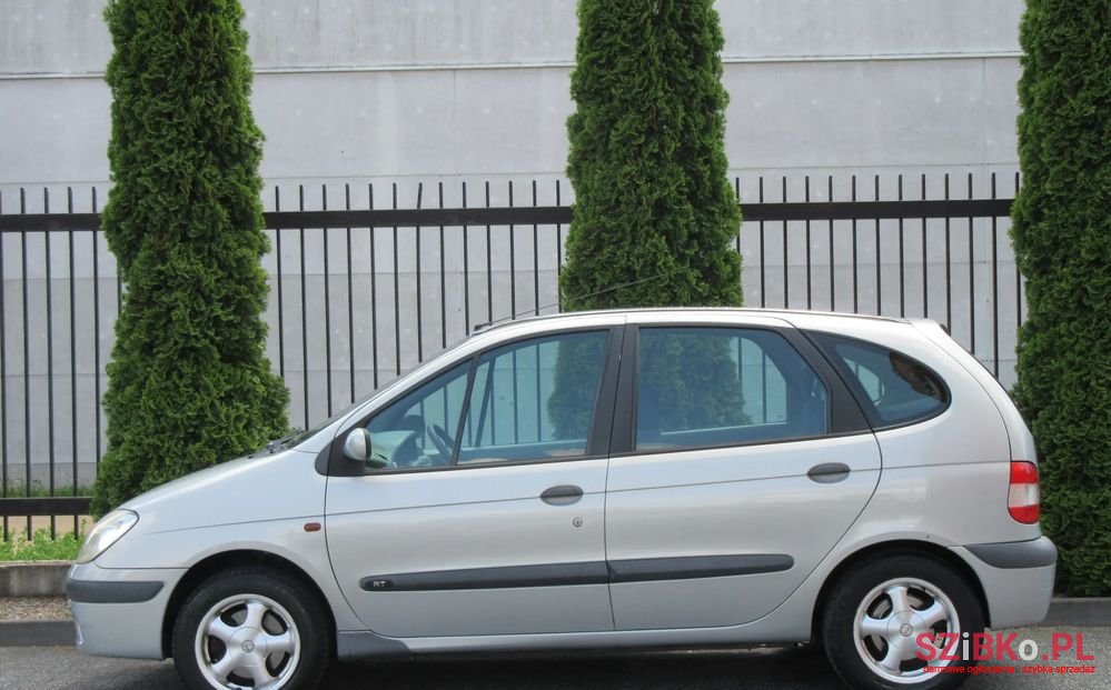 2000' Renault Scenic 1.6 16V Expression photo #2