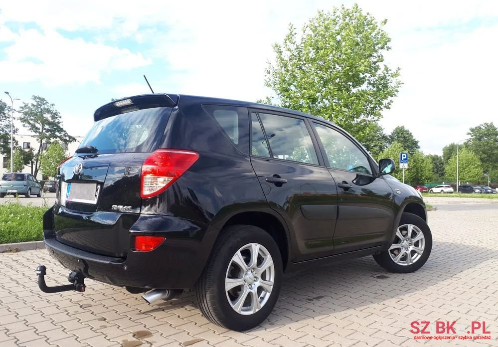 2007' Toyota RAV4 photo #1