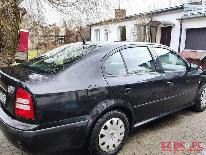 2007' Skoda Octavia photo #3