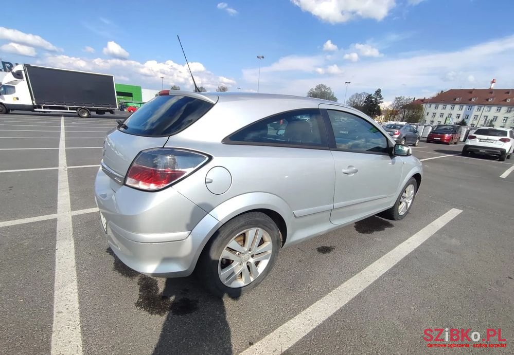 2008' Opel Astra photo #5