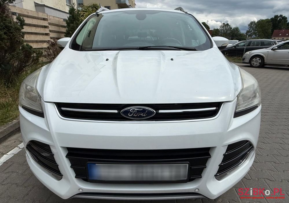 2013' Ford Kuga photo #3