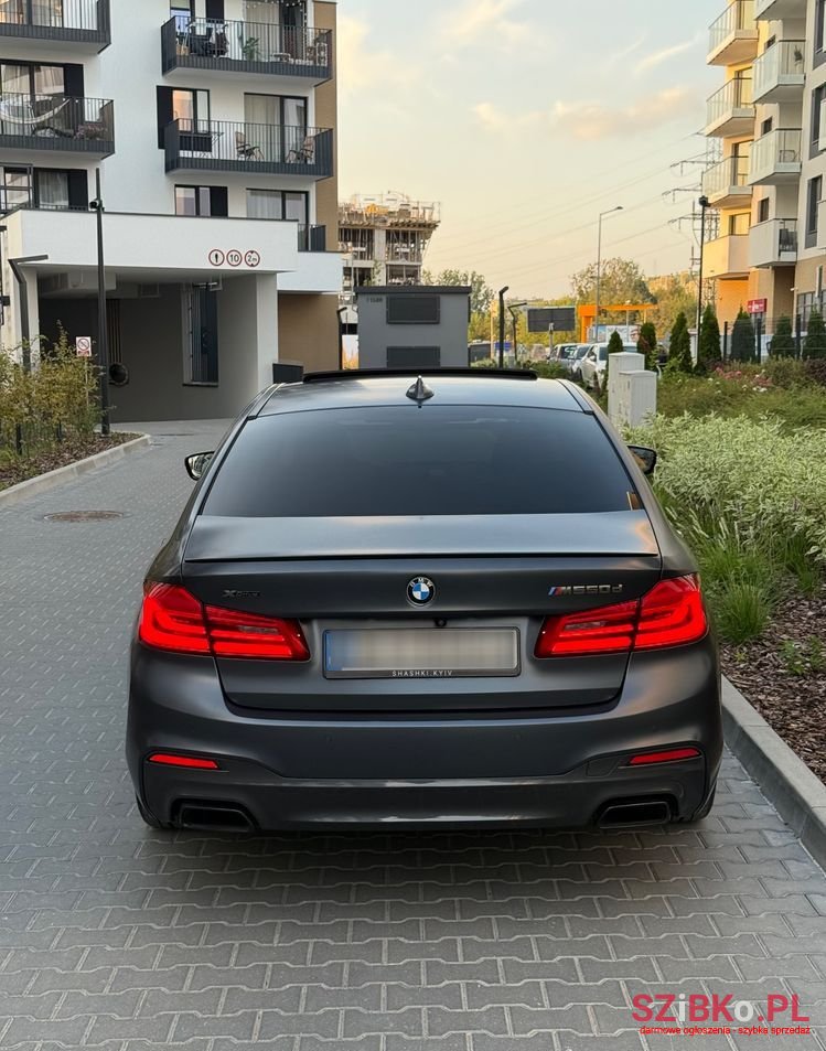 2018' BMW 5 Series photo #5