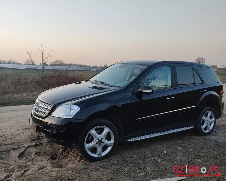 2007' Mercedes-Benz Ml photo #3