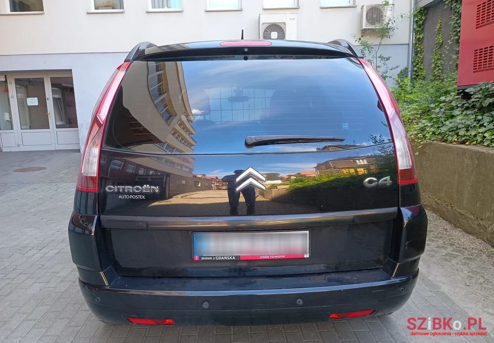 2010' Citroen C4 Grand Picasso photo #6