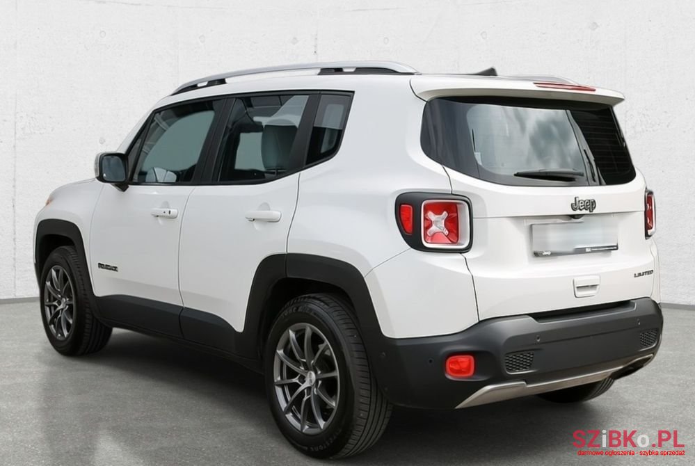 2018' Jeep Renegade photo #6